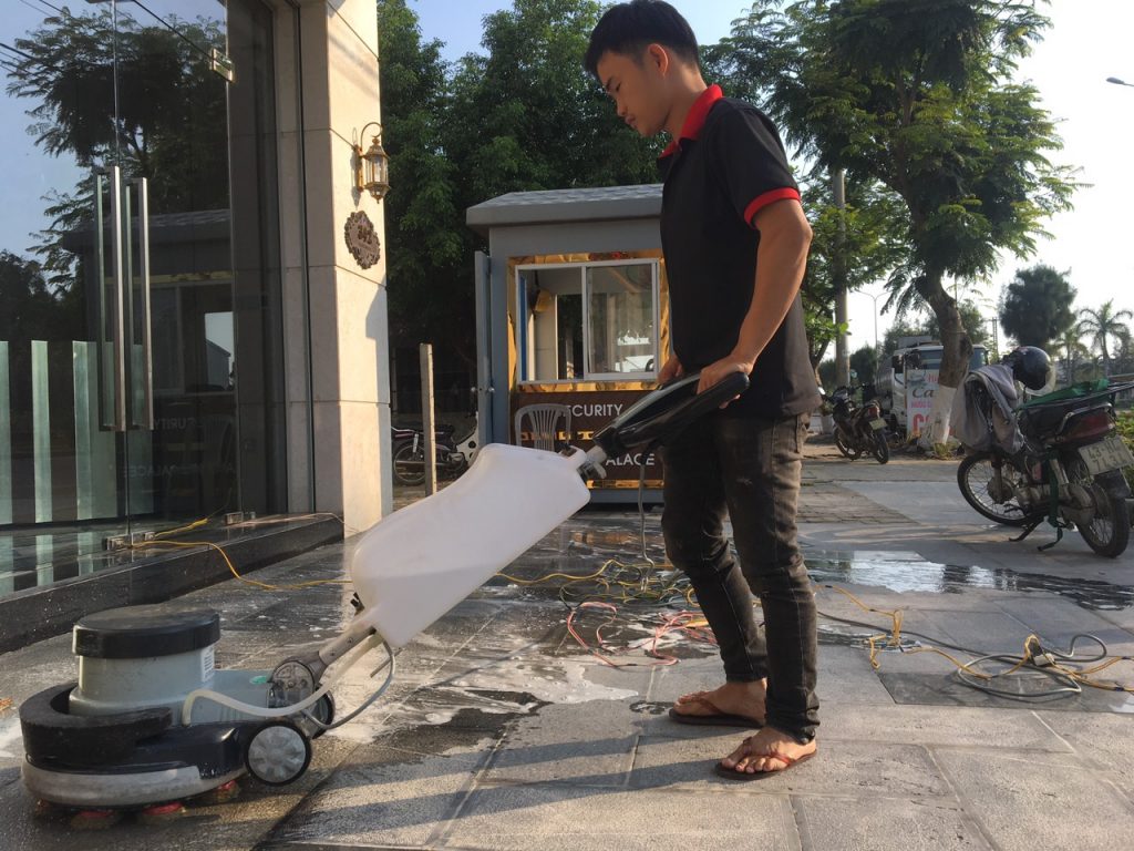 Đánh chà sàn nền đá tại Đà Nẵng